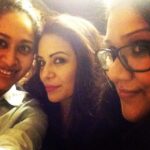 Mona Singh Instagram - #galfriends #pouts #redlips #happy