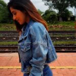 Monica Khanna Instagram - Despite how open,peaceful and loving you attempt to be,people can only meet you as deeply as they've met themselves 🙂 @stavya96 your voice🌻 #dreamer #hopelesslyromantic #instatravel #instareels♥️ #dream #dreamygirl #traveller #indoredairies #love #lover #instapictures #explore #monikakhanna😍