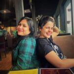 Monica Khanna Instagram - Haan, Hum bahut saari photos khichwaatein hain😜😜😜 #lonavala @jigyasa_07 @chhayachouhan @hardiksangani #lonavalatrip #throwback #friendshipgoals #manishgoplani #jigyasasingh #happymoments #laughter #everydayeverywhere #monikakhanna