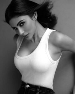 Mouni Roy Instagram - The gifts were in em as they were in everyone, waiting.. like an ember for air.. • • • • • 📸 my fav @tejasnerurkarr