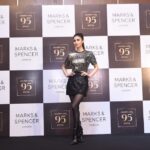 Mouni Roy Instagram - Had a gala time inaugurating M&S store at Forum Mall Kolkata wearing M&S. The love for the brand was beyond imagination. Such a proud, happy moment!! @marksandspencerindia #MandSXKolkata Kolkata, West Bangal, India