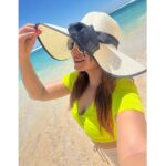 Mrudula Murali Instagram - ‘Coz my Doc said Iam Vit-D deficient🏖🥂