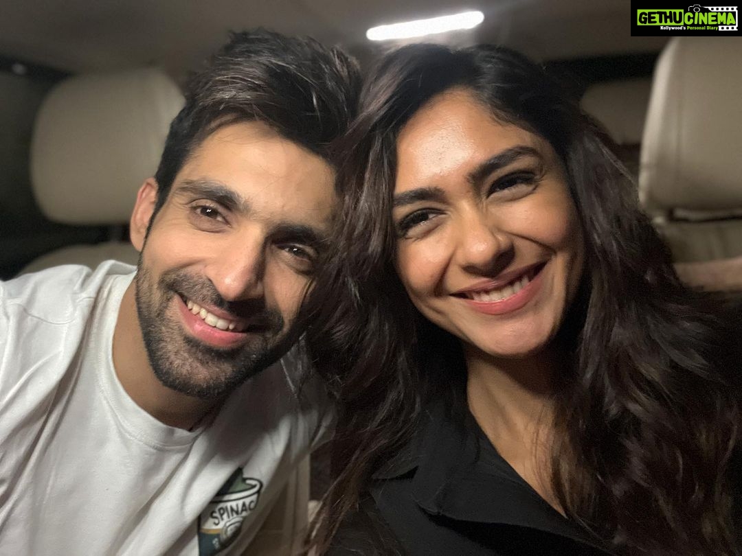 Mrunal Thakur Instagram - @arjitaneja it’s your 30th god 🫣 I can’t believe how time flies…. Happy birthday Childhood friend 😂😂😂. May you get everything you wish and desire.Blessed to have you AJ For life ♾ SOS : CALL ME BACK YOU SILLY! #happybirthday #purbul #stupidhasanewface #forlife