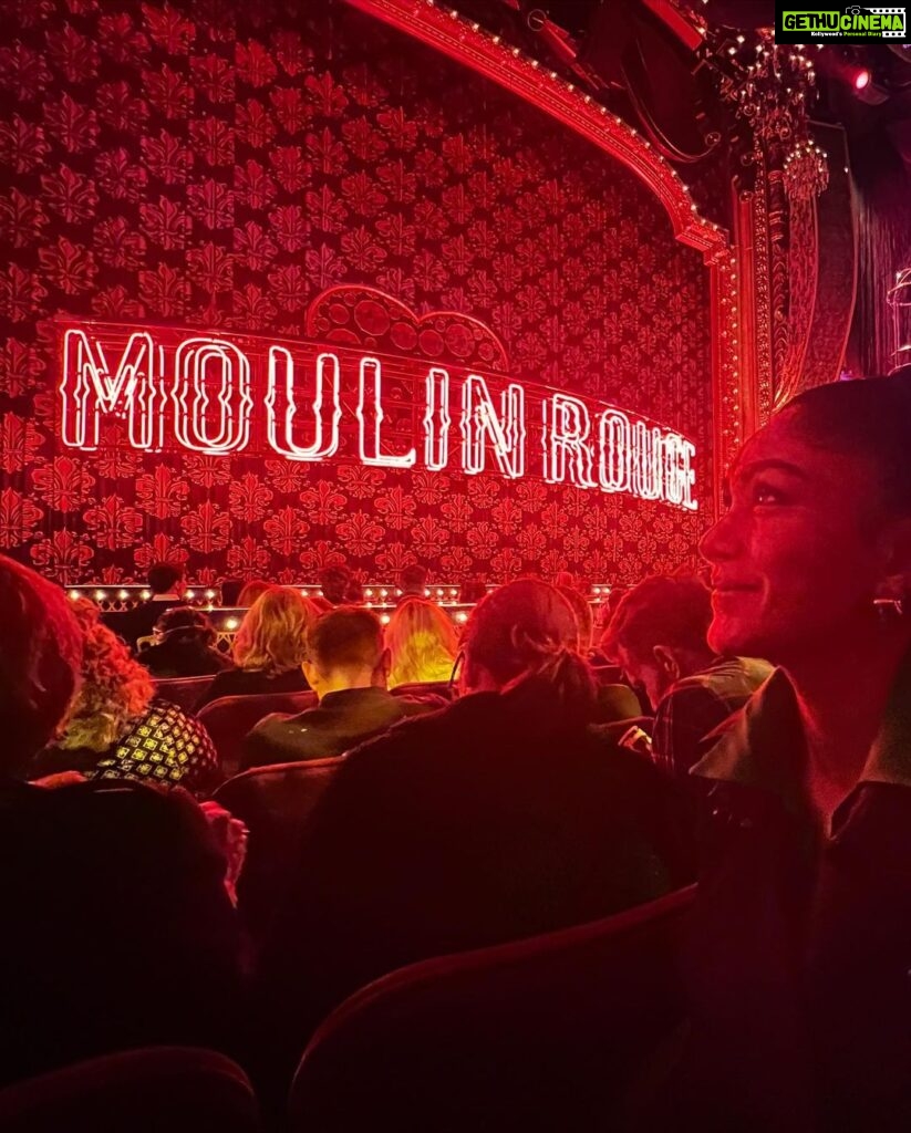 Mrunal Thakur Instagram - WHAT AN EXPERIENCE!🥹❤️💕 A theatrical celebration of truth, beauty, freedom and above all -LOVE, Moulin Rouge! Newyork