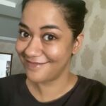 Mumaith Khan Instagram - Come join me in the land of who gives a flying leap-Dan Pearce😇 #acceptance #awesome #believeinyourself #respectyourself #care #dreams #encouragement #faith #grace #glitter #smile #stronger #peace #positivity #innerpeace #workhard #appreciation #selfesteem #selfrespect #motivation #wiser #wisdom #happiness #love #life 💖🌸😘