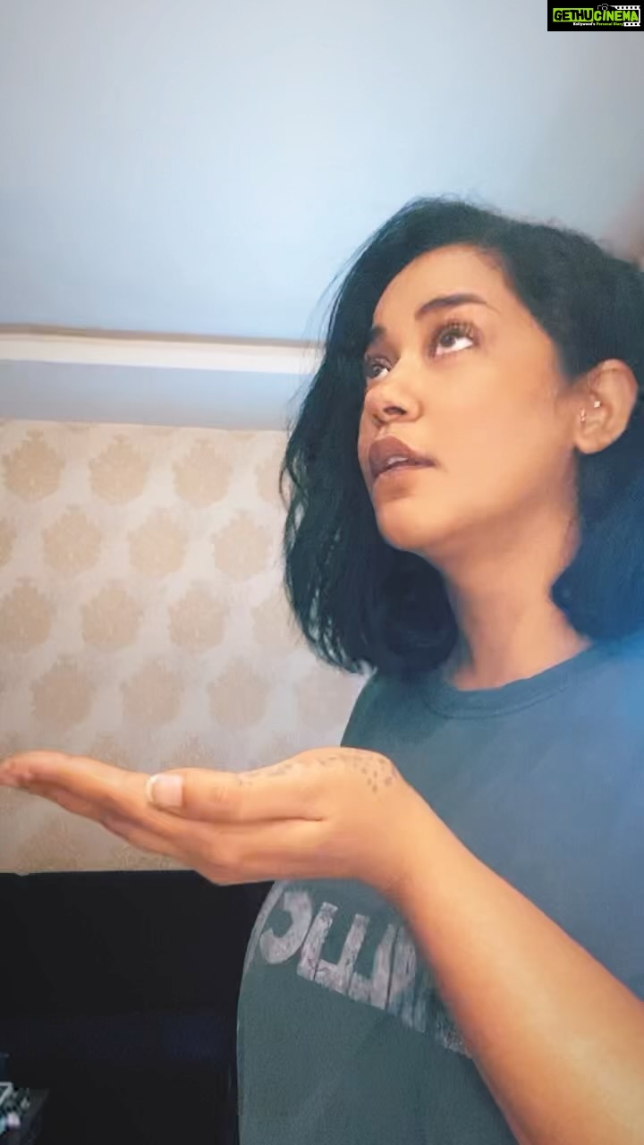 Mumaith Khan Instagram - To be of good quality, you have to excuse yourself from the presence of shallow and callow minded individuals.-Michael Bassey Johnson๐. #acceptance #awesome #believeinyourself #respectyourself #care #dreams #encouragement #faith #grace #glitter #smile #stronger #peace #positivity #innerpeace #workhard #appreciation #selfesteem #selfrespect #motivation #wiser #wisdom #happiness #love #life ๐๐ธ๐