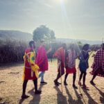 Nakshathra Nagesh Instagram – A trip to #MasaiMara isn’t complete without a visit to the Masai village. 🇰🇪 

@pickyourtrail 
@sarova_hotels 

#NakshathraInKenya #TheSarovaExperience #SarovaCares #PickYourTrail #UnwrapTheWorld