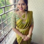 Nakshathra Nagesh Instagram – Wearing @mayon_by_subhathracouture @new_ideas_fashions ❤️ 

#tamizhumsaraswathiyum #beingsaraswathy