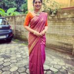 Nakshathra Nagesh Instagram - Jewellery @new_ideas_fashions Saree @mayurika_thefreshfashion Blouse @abarnasundarramanclothing #beingsaraswathy #tamizhumsaraswathiyum #comingsoon