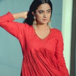 Namitha Pramod Instagram – Alexa,play Vennilaa Velicham Kinnathil Vizhundhu 
Niraindhaal Vazhindhaal Magizhchchi ☀️♥️

📷: @noorasakirphotography 
Wearing : @saltstudio 
Styled by: @styledbysmiji 
#eeshopromotions #sonyliv 
Watch Eesho on : @sonylivindia