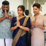 Navya Nair Instagram - Started my new classes on this auspicious day to the selected students for MAATHANGI .. A proper inauguration will be done at a later stage , where a lot more students can enroll , but I am cutting down on numbers as of now , just to have more focus .. May lord Ganesha and Nataraja bless all of us and these children for a bright future .. For me , this moment is so important , as my guru Manu Master asked me to start teaching , a new phase of my life as a teacher ( i dont call myself guru , am not there yet ) .. I wish and I pray that I could transfer whatever is been taught by my Guru’s to all my students in the purest form as I could .. I wish I could do justice to this art form .. Thanking almighty , gratitude 🙏🏻🙏🏻🙏🏻 And to my dear students , be whatever your age , just have trust on me .. I am there for your ultimate success through whatever ways I can 🙏🏻🙏🏻🙏🏻 #tanjorebani #newbeginnings #vidyarambham #lokasamsasthasughinobhavandu #danceislife #danceitout #bharatanatyam #bharatanatyam
