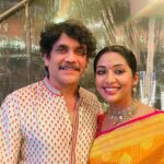 Navya Nair Instagram – Charm ❤️❤️❤️ with the evergreen superstar #nagarjuna garu 

#kalyannavaratri 
Had such a wonderful navaratri evening with kalyan group .. sharing some photos of happiness .. thank u Ramesh Kalyan for the invite .. Am so happy that i could make it this time .. What an array of bomma kollus .. blissful .. 
felt @ home .. The whole family’s  hospitality and humility 🙏🏻🙏🏻🙏🏻

#kalyannavarathri 
#bommakollu 
#navaratri 
#rejoining
#blisfullnight 
#firstofakind
#gratitude 
#godisgreat