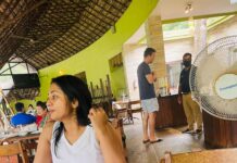Navya Nair Instagram - If you want to become fearless , choose LOVE .. ❤️ #vacay #loveandhappiness #candids #loveyourlife #beachvibes #breakthestigma Xandari Pearl Beach Resort