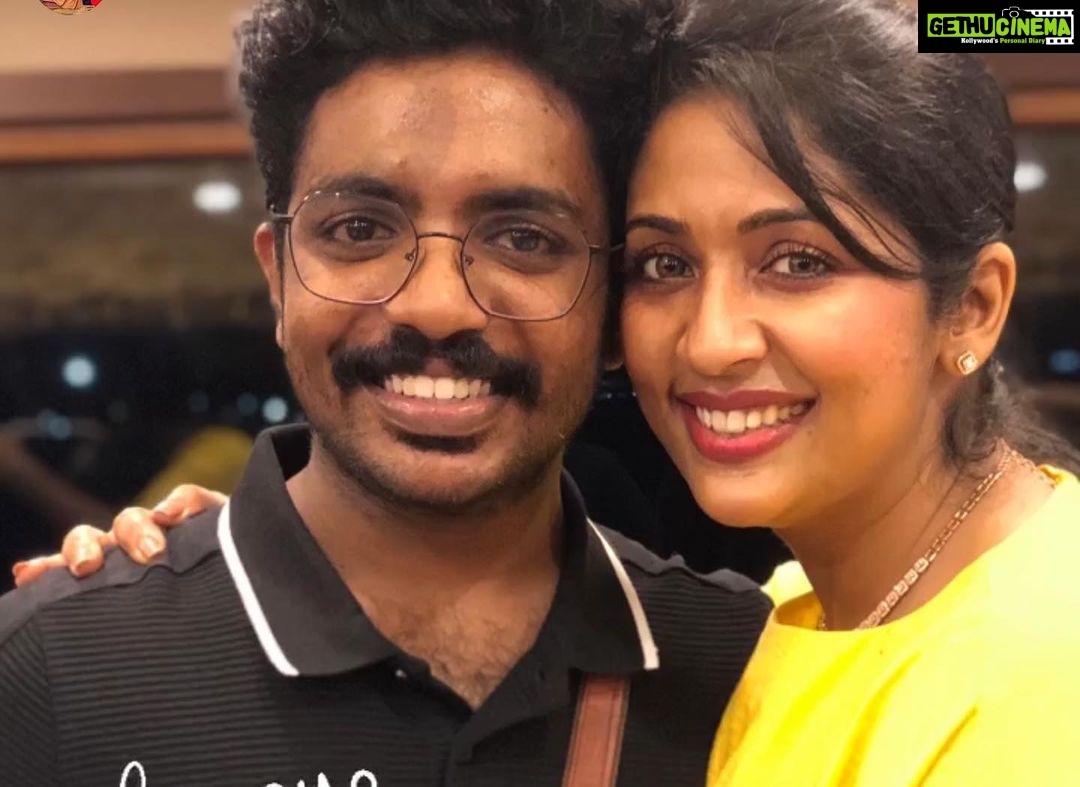 Navya Nair Instagram - Bday pics ❤️❤️❤️ Thanking everyone for the bday wishes .. sharing my lil happiness with you all .. kanna @rahulr36 , the cake was so yummy and so so thoughtful , @themistledough , u rocked it this time too .. thanking almighty , thanking my people who had joined with me 🤗 more pics yet to come .. spread happiness , be happy .. #bdaypics #gratitude #thankingalmighty #momandson #family #godislove