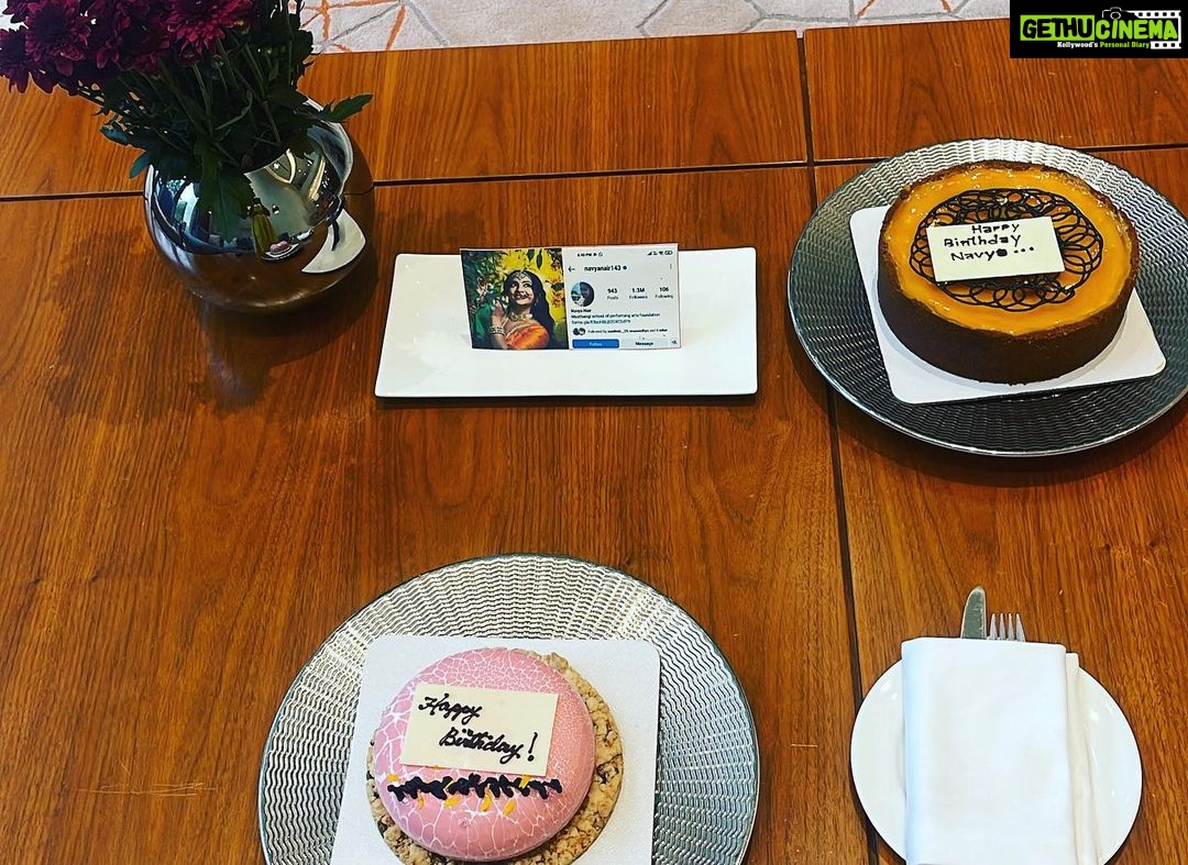 Navya Nair Instagram - Bday pics ❤️❤️❤️ Thanking everyone for the bday wishes .. sharing my lil happiness with you all .. kanna @rahulr36 , the cake was so yummy and so so thoughtful , @themistledough , u rocked it this time too .. thanking almighty , thanking my people who had joined with me 🤗 more pics yet to come .. spread happiness , be happy .. #bdaypics #gratitude #thankingalmighty #momandson #family #godislove
