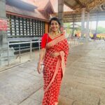 Navya Nair Instagram - Bday visit to chottanikkara ❤️