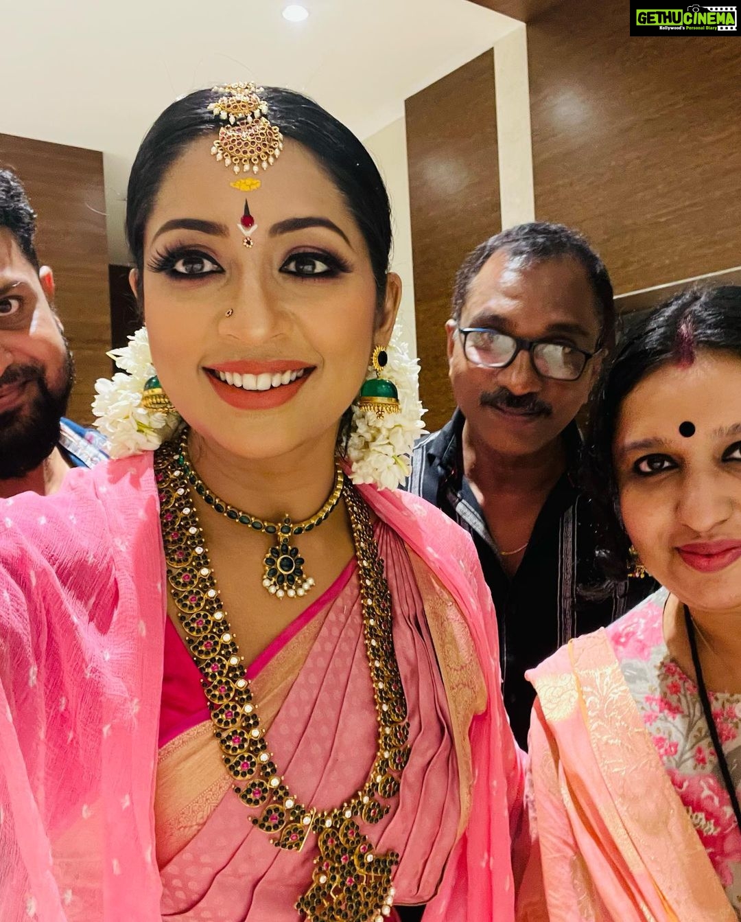 Navya Nair Instagram - Starting 🙏🏻🙏🏻🙏🏻