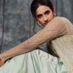 Niharika Konidela Instagram - 💫 . Outfit - @couturebyniharika Jewellery- @houseofqc Styled by- @ashwin_ash1 @hassankhan_3 Asst by- @kajjam_avinash HMU- @ronan_mili Clicked by- @arifminhaz