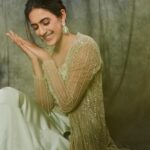 Niharika Konidela Instagram - 💫 . Outfit - @couturebyniharika Jewellery- @houseofqc Styled by- @ashwin_ash1 @hassankhan_3 Asst by- @kajjam_avinash HMU- @ronan_mili Clicked by- @arifminhaz