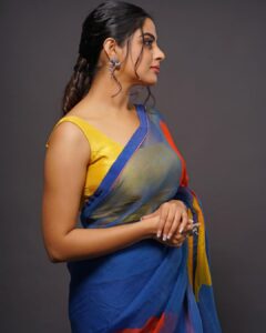 Nikhila Vimal Instagram - No feeling is final.Heal ,learn ,grow,love💙💛❤️
@saltstudio @styledbysmiji @rahul_raj_._r @femy_antony__ 
#kotthupromotions