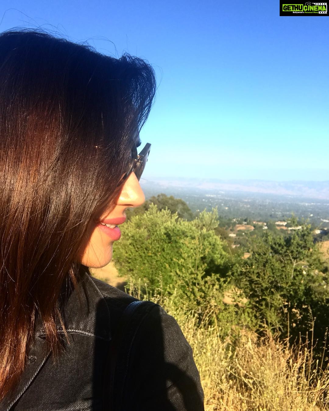 Nikita Dutta Instagram - Californian sun soaking #TheMountainWinery #Saratoga #CityView #NoFiltersNeeded #TouristyThings The Mountain Winery