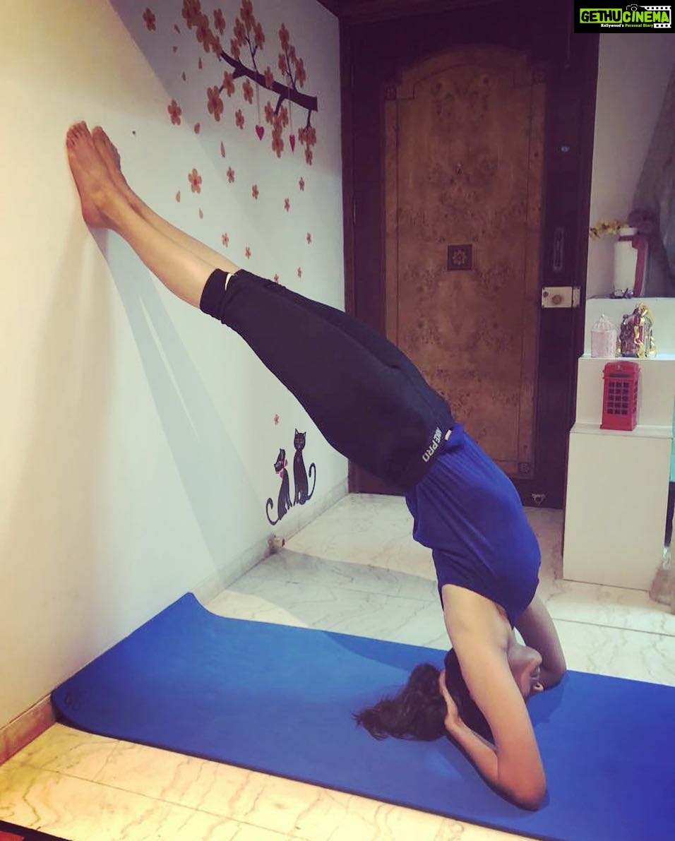 Nikita Dutta Instagram - “A little stretch will do some harm”, said no one ever. #BabySteps #LongWayAhead
