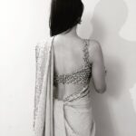 Nikita Dutta Instagram - Just wall talks 🎀