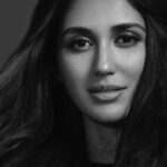 Nikita Dutta Instagram - 🖤🤍🤍🖤 . (1/3) . #Potraits #BlackAndWhite . @tanvivoraphotography @sayali_angachekar @kyana.emmot