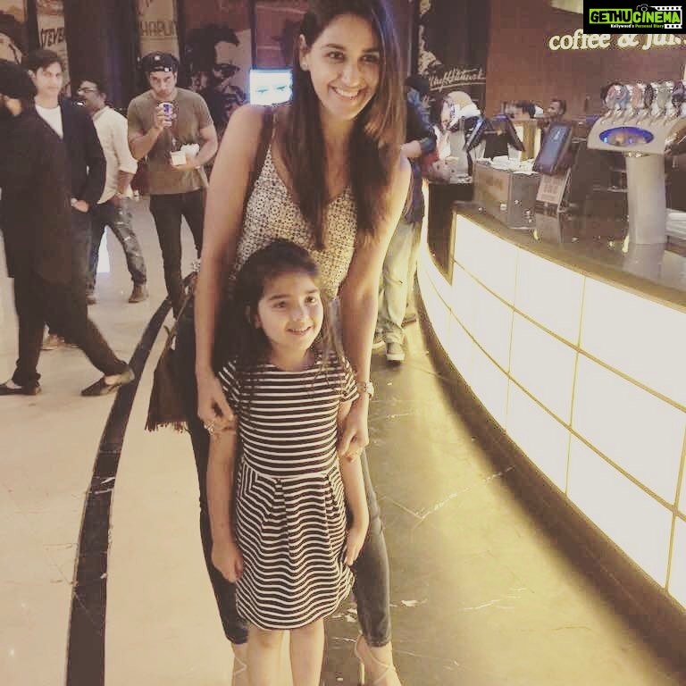 Nikita Dutta Instagram - So proud of this little one for doing such a fab job in hindi medium. Also don't miss this film! For the love of Hindi 😊😉 #HindiMedium #MustWatch PVR Juhu