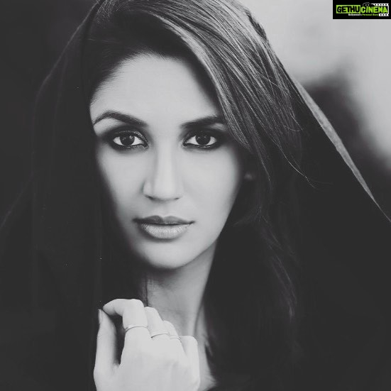 Nikita Dutta Instagram - "Challenges make life interesting, overcoming them makes it meaningful" let's go for the latter! #JustRandomThoughts