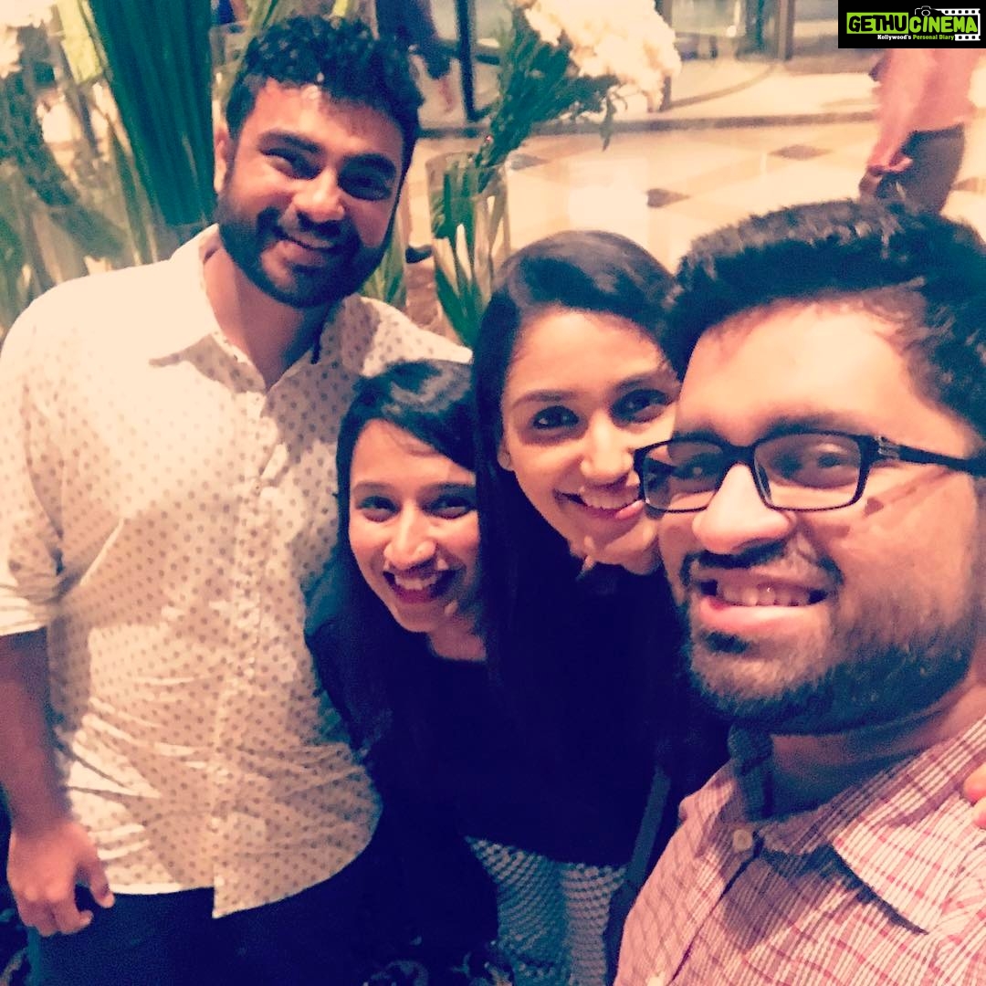 Nikita Dutta Instagram - Making memories. #AboutLastNight #XaviersVibes JW Marriott Mumbai Juhu