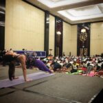 Nikita Dutta Instagram - Talking and practicing yoga with the wonderful people of Indonesia. #TiensGroup #YogaDaily Trans Luxury Hotel Bandung