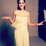 Nikita Dutta Instagram - When the clothes you wear call for a boomerang! #ShootShenanigans #TassleLove