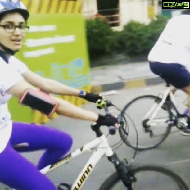 Nikita Dutta Instagram - I always thought nothing is better than running early in the morning with the sea wind hitting your face. But I guess the same feels better when you are on a bike riding it! #SaturdayMorningDoneRight #Cyclothon #30km #blissful Haji Ali Dargah