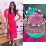 Nikita Dutta Instagram - Felt like in paradise at the times glitter exhibition! Thank you @sarojjalan for this wonderful bag. And yes @abpnewstv !! #TimesGlitter2016 #MustNotMiss Jw Marriot Juhu Mumai