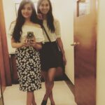 Nikita Dutta Instagram - When she makes me do things I normally wouldn't! 🙈 #PoseForTheMirror #AboutLastWeek Trident, Nariman Point, Mumbai