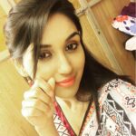 Nikita Dutta Instagram - The lights decided to ditch, shooting came to a halt and the reason to click this picture became boredom! #NoElectricityDay #HelplesslyCalm SJ Studios