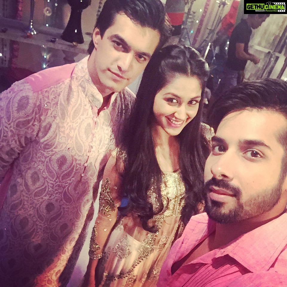 Nikita Dutta Instagram - Pink it is! #OnSet #ShootShenanigans #DreamGirlDiaries Film City