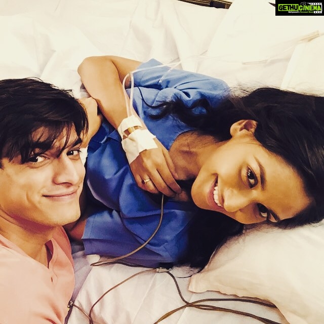 Nikita Dutta Instagram - On drip it seems! 😉 #hospitalScenes #Onset #DreamGirlDiaries
