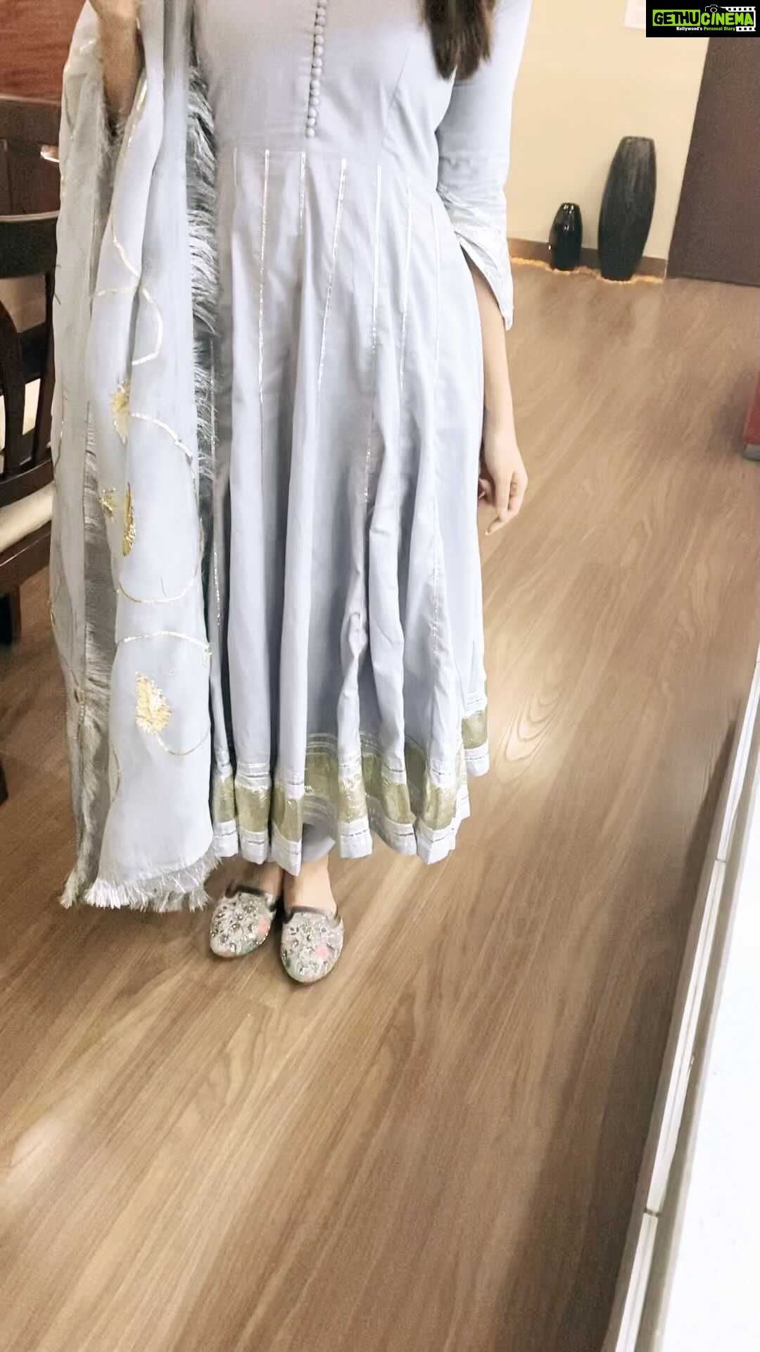 Nikita Dutta Instagram - This Diwali, decided to dress like kaju katli while eating one 😉 . . Styled by @kareenparwani Outfit: @aachho Juttis: @paioshoes