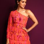 Nikita Dutta Instagram - 🦑🦑 . . Styled by @kareenparwani Outfit: @thesaikostudio Jewellery: @rubansaccessories HMU: @bhavyaarora 📸: @shruu_t Managed by @ayushi.20