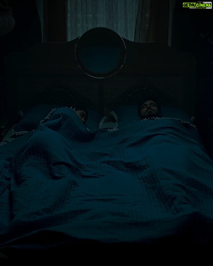 Nikita Dutta Instagram - Wanna know how scary the Dybbuk can be? The trailer has spooked more than 3 million souls already. Have you watched it yet? π Trailer out now: Link in bio Watch #DybbukOnPrime, Oct 29. @primevideoin @therealemraan @manavkaul @jayrkrishnan #BhushanKumar #KrishanKumar @kumarmangatpathak @abhishekpathakk @tseriesfilms @panorama_studios @tseries.official
