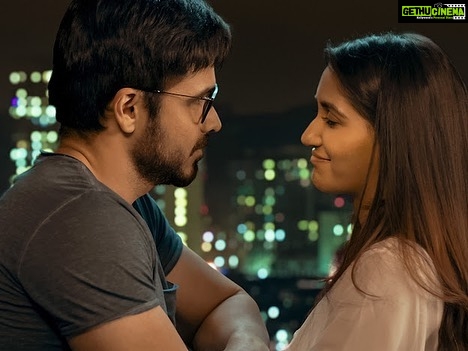 Nikita Dutta Instagram - Beware of opening the Dybbuk, for you shall face its dark and dubious trickery! Trailer out now: Link in bio . Watch #DybbukOnPrime, Oct 29. @primevideoin @therealemraan @manavkaul @jayrkrishnan #BhushanKumar #KrishanKumar @kumarmangatpathak @abhishekpathakk @tseriesfilms @panorama_studios @tseries.official