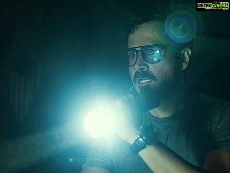 Nikita Dutta Instagram - Beware of opening the Dybbuk, for you shall face its dark and dubious trickery! Trailer out now: Link in bio . Watch #DybbukOnPrime, Oct 29. @primevideoin @therealemraan @manavkaul @jayrkrishnan #BhushanKumar #KrishanKumar @kumarmangatpathak @abhishekpathakk @tseriesfilms @panorama_studios @tseries.official