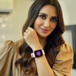 Nikita Dutta Instagram – @Fireboltt_ India’s No.1 Smartwatch Brand is here to take over the town! 🤩

Stand a chance to win this cool smartwatch that’s not only trendy but also offers you exciting features like Bluetooth calling, 100 sports mode, AI voice assistance, health tracking, and much more.
 All you gotta do is follow @fireboltt_ and participate in their massive giveaway contest.

Not just this, you can also avail a special 10% discount on www.fireboltt.com by using my code Nikita_01

#MyTimeIsNow #aNewEraAwaits #FireBolttNo1 #FireBoltt