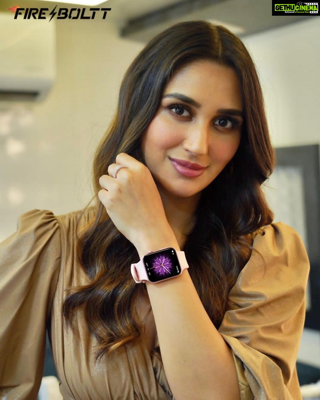 Nikita Dutta Instagram - @Fireboltt_ India's No.1 Smartwatch Brand is here to take over the town! 🤩 Stand a chance to win this cool smartwatch that's not only trendy but also offers you exciting features like Bluetooth calling, 100 sports mode, AI voice assistance, health tracking, and much more. All you gotta do is follow @fireboltt_ and participate in their massive giveaway contest. Not just this, you can also avail a special 10% discount on www.fireboltt.com by using my code Nikita_01 #MyTimeIsNow #aNewEraAwaits #FireBolttNo1 #FireBoltt