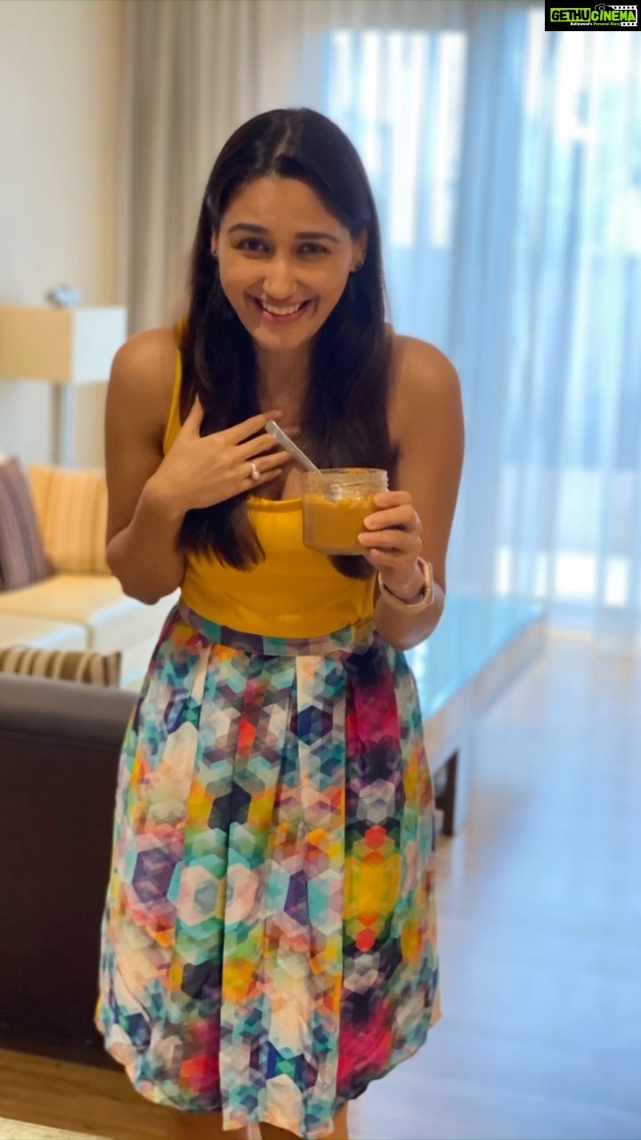 Nikita Dutta Instagram - In a relationship with peanut butter 🤤🥰 #PeanutButterIsLove #ThereIsNoStopping