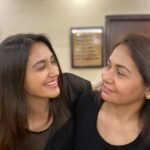 Nikita Dutta Instagram – Thank you for being my best friend. You are perfect 💕
.
#MothersDay #Twinning 
@alka.dutta16