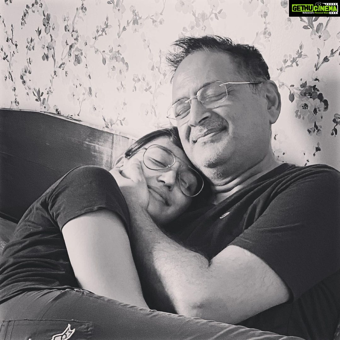 Nikita Dutta Instagram - Holding tight always. Daddy 💕 . #FathersDay