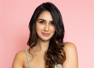 Nikita Dutta Instagram - Alexa, play “I am a barbie girl” 🎶 👗👛 . . #AboutLastNight #RocketGang🚀 #Aqua . . 📸: @harshphotography11 Make up: @mitavaswani Hair: @aaliyahussainhairmakeupcreator Outfit: @shahinmannan Jewels: @curiocottagejewelry Heels: @londonrag_in Styled by: @kareenparwani Team: @styledbyanuja @suvidhiijainn @_tanisha.jain @surreal_paradise Managed by @yaminichander